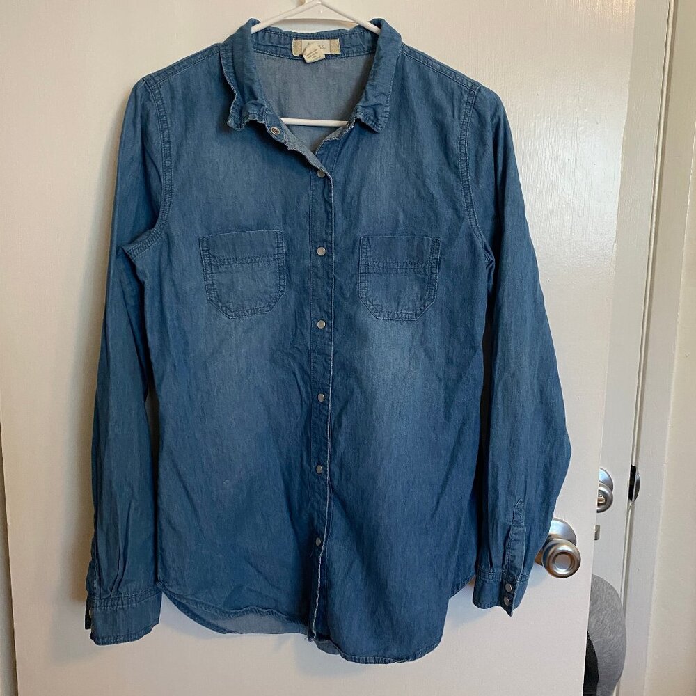 Blue Denim Collared Button Down Long Sleeve Shirt